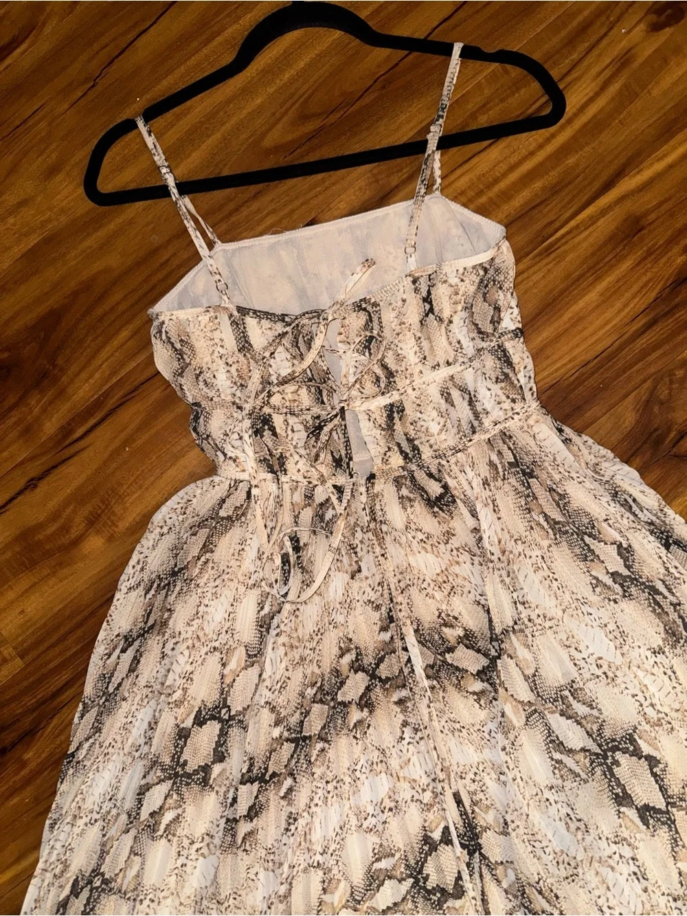 Olivaceous Ivory Snake-Print Spaghetti Strap Pleated Maxi Dress - Picture 6 of 9